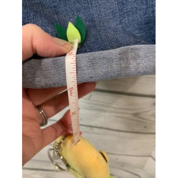 LC Lauren Conrad Womens Jean Shorts Size 6 mid rise Med Wash Cuffed Short Shorts - Picture 7 of 12